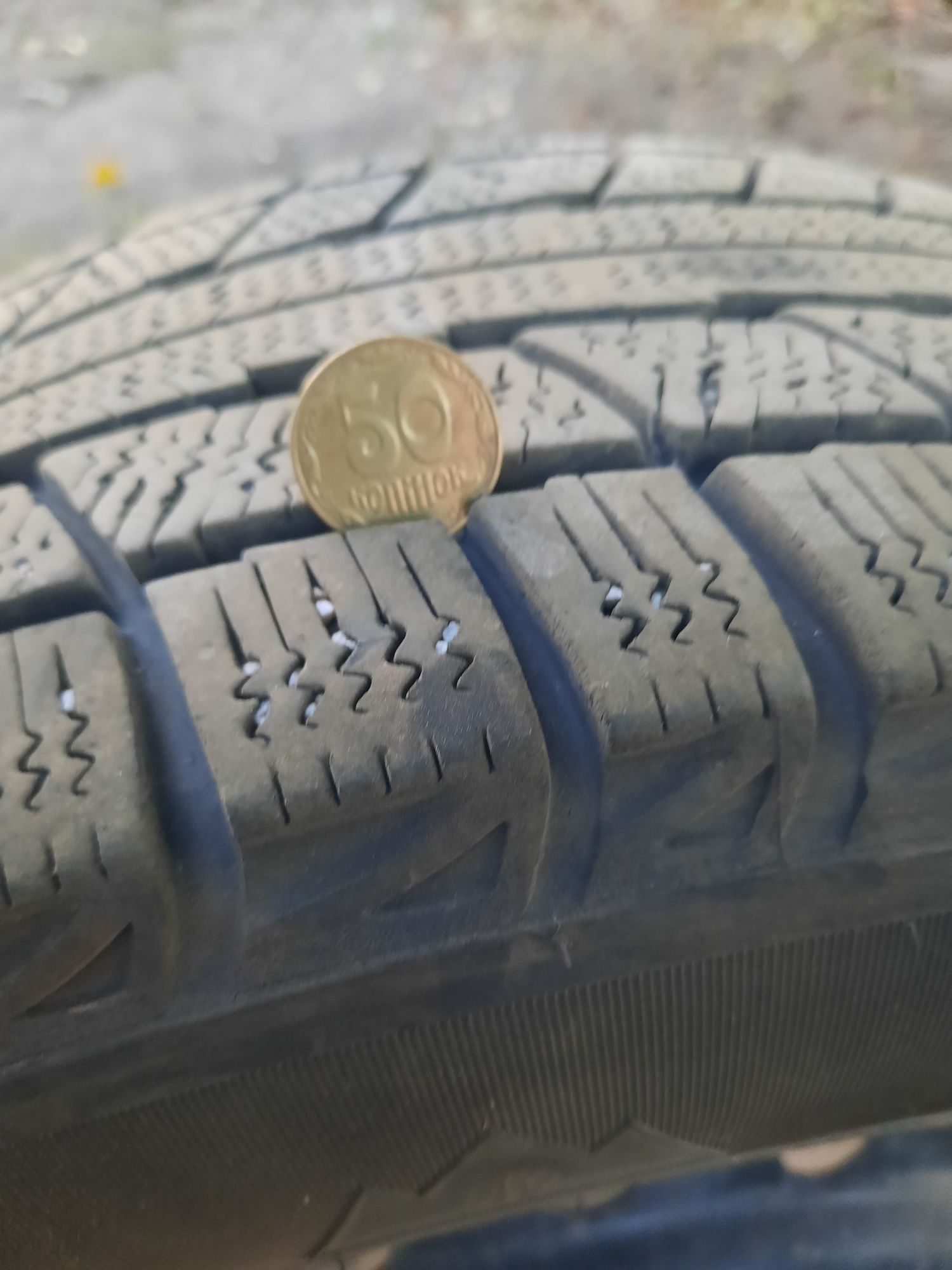 Продам диски с шинами в сборе 4 шт.можно и отдельно,стояли на тойота