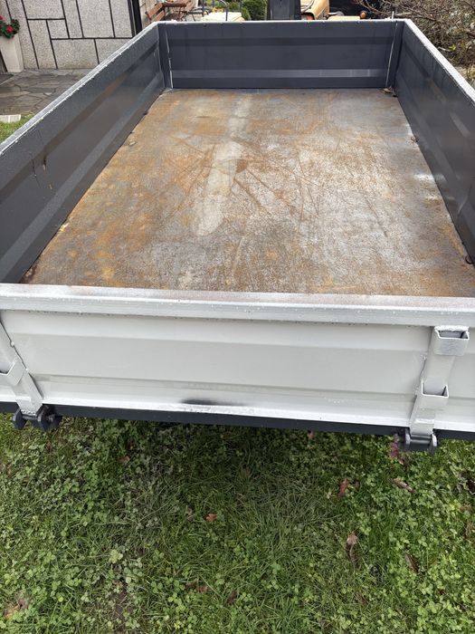 Przyczepa do traktora z kiprem