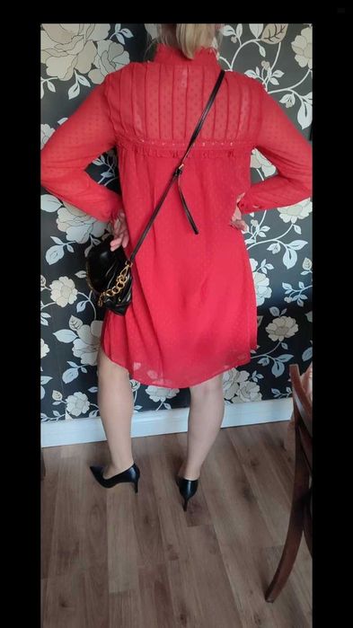 Sukienka przewiewna letnia czerwona codzienna luźna 38