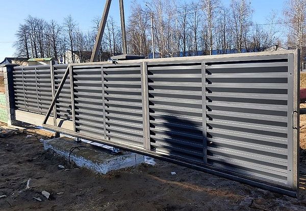 Ворота откатные. Автоматические ворота консольные.