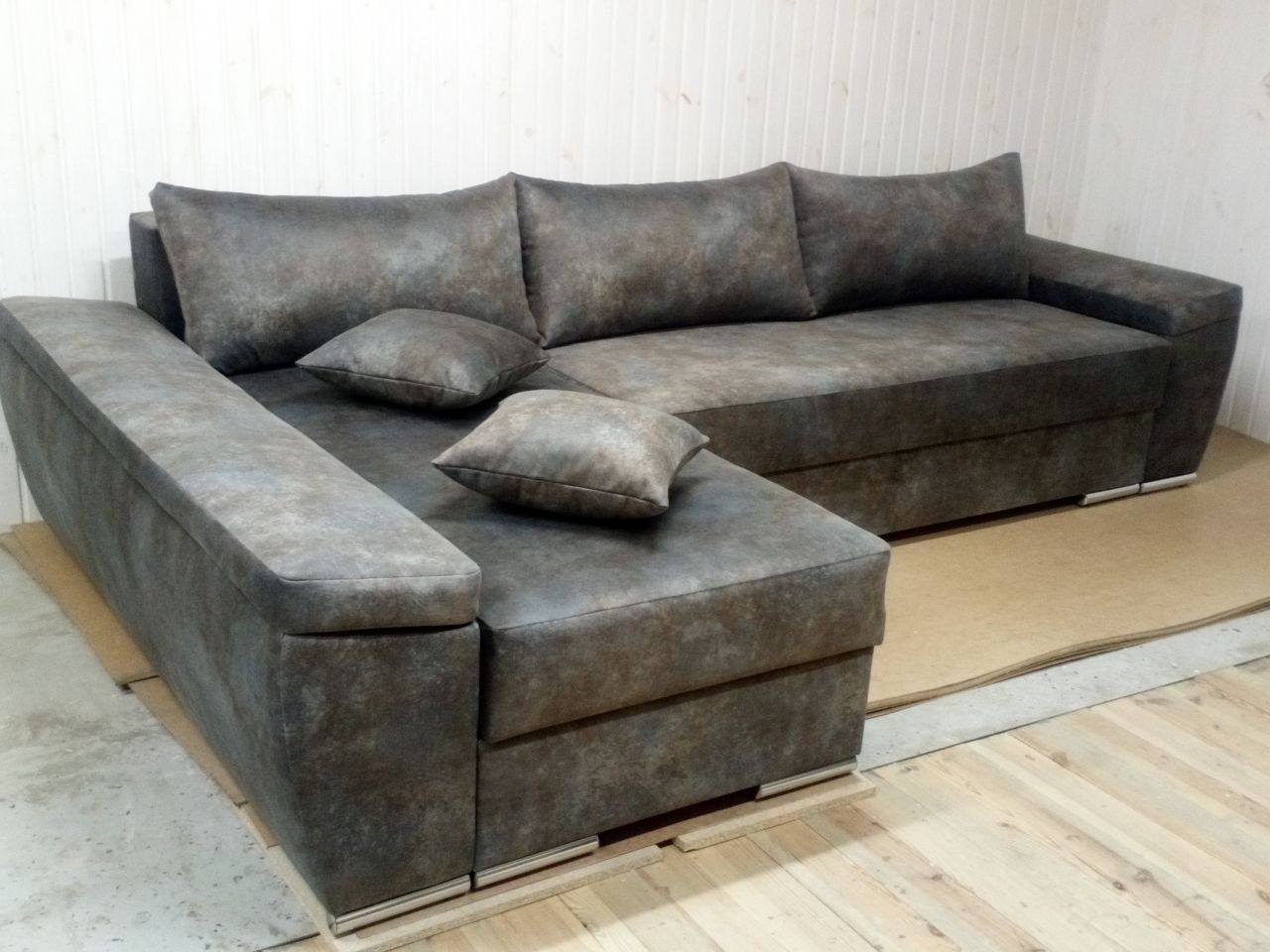 Новий  315×190см  кутовий диван