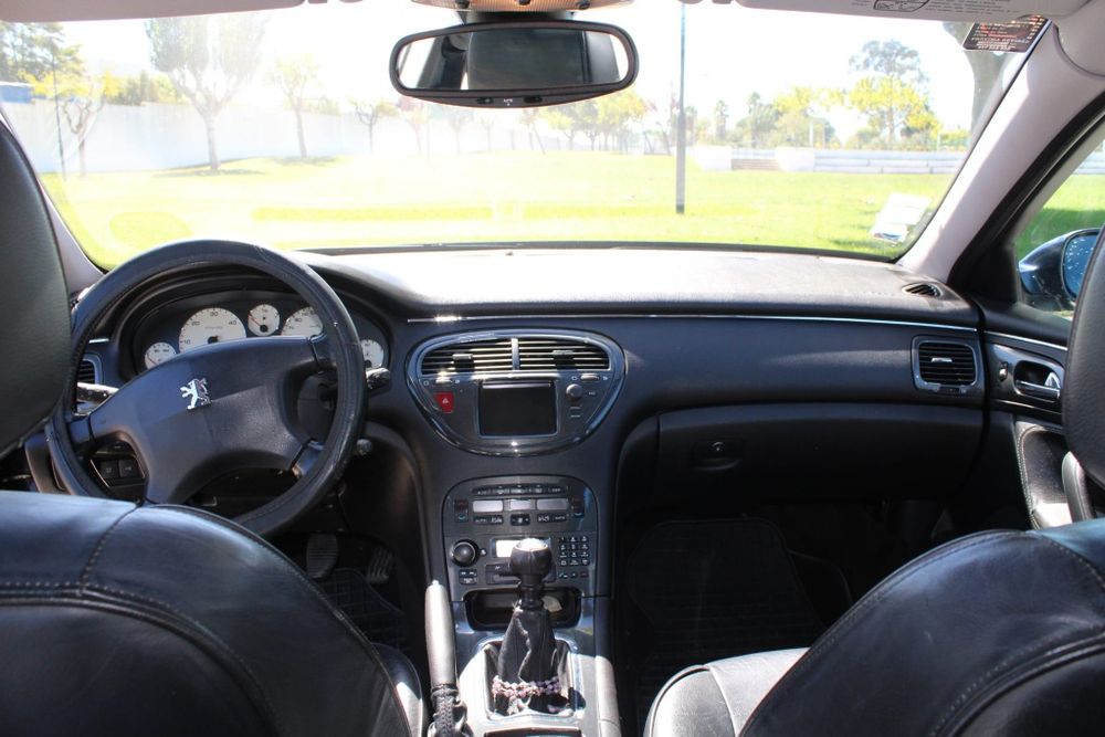 Peugeot 607 2.2HDi 133 Azul Sedan
