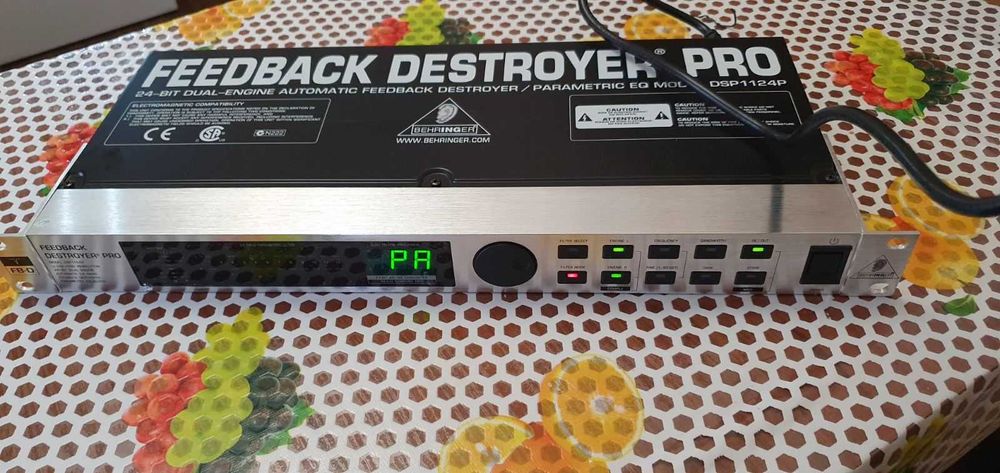 Behringer DSP1124P Подавитель обратной связи