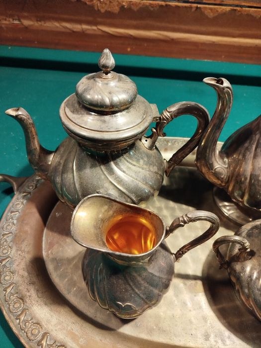 Serviço de Chá Antigo em Casquinha