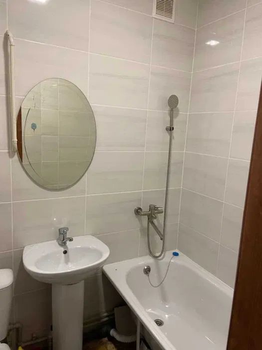 Продам однокімнатну квартиру р-н 13-та школа.