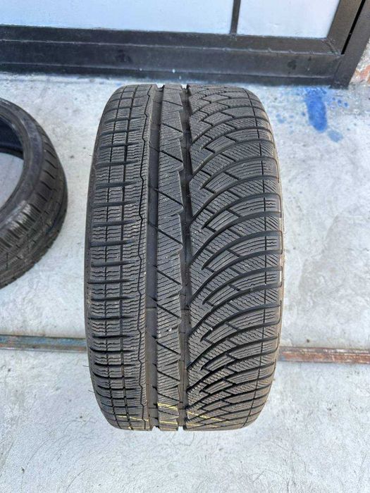 265/35/20 Michelin pilot alpin 4