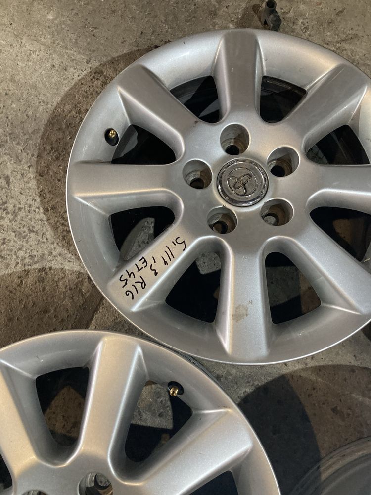 Диски Toyota  R16 5*114.3 ET45