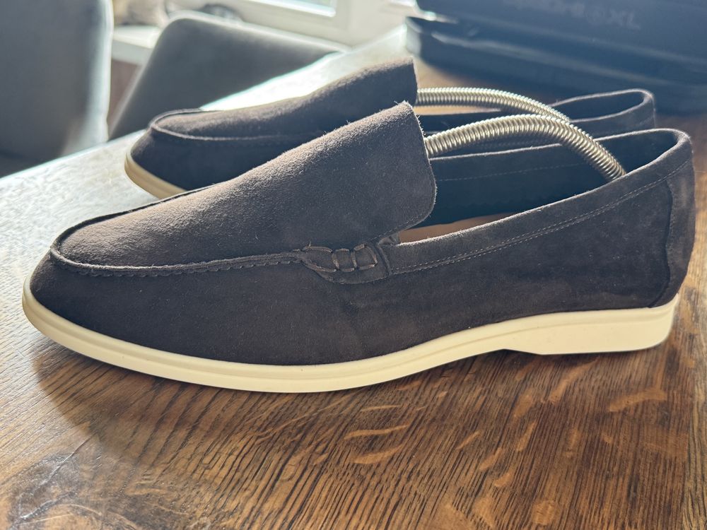Loro Piana колір шоколад натуральний замш 29,5 см