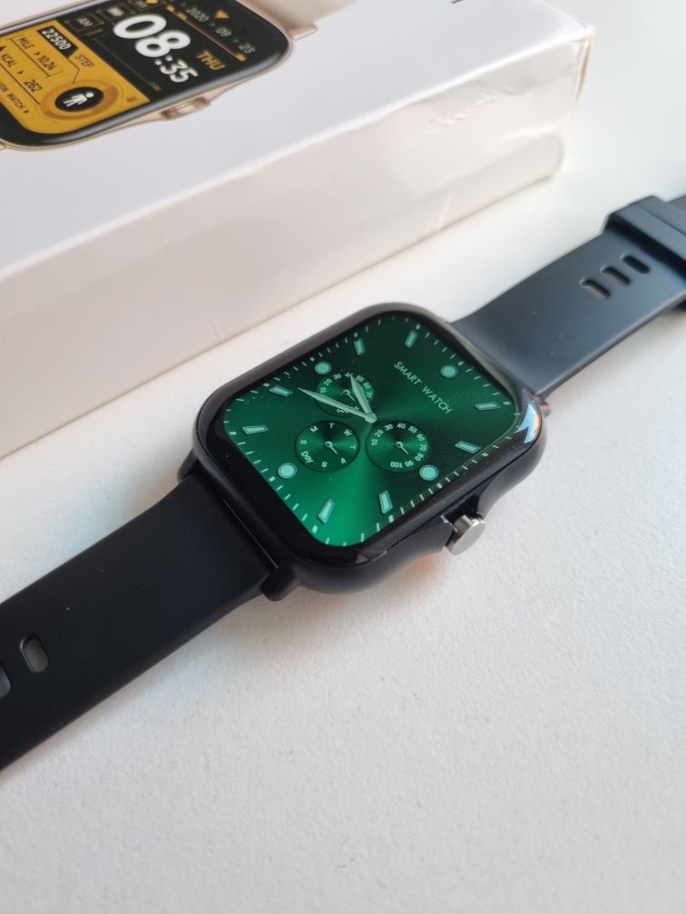 Smartwatch czarny