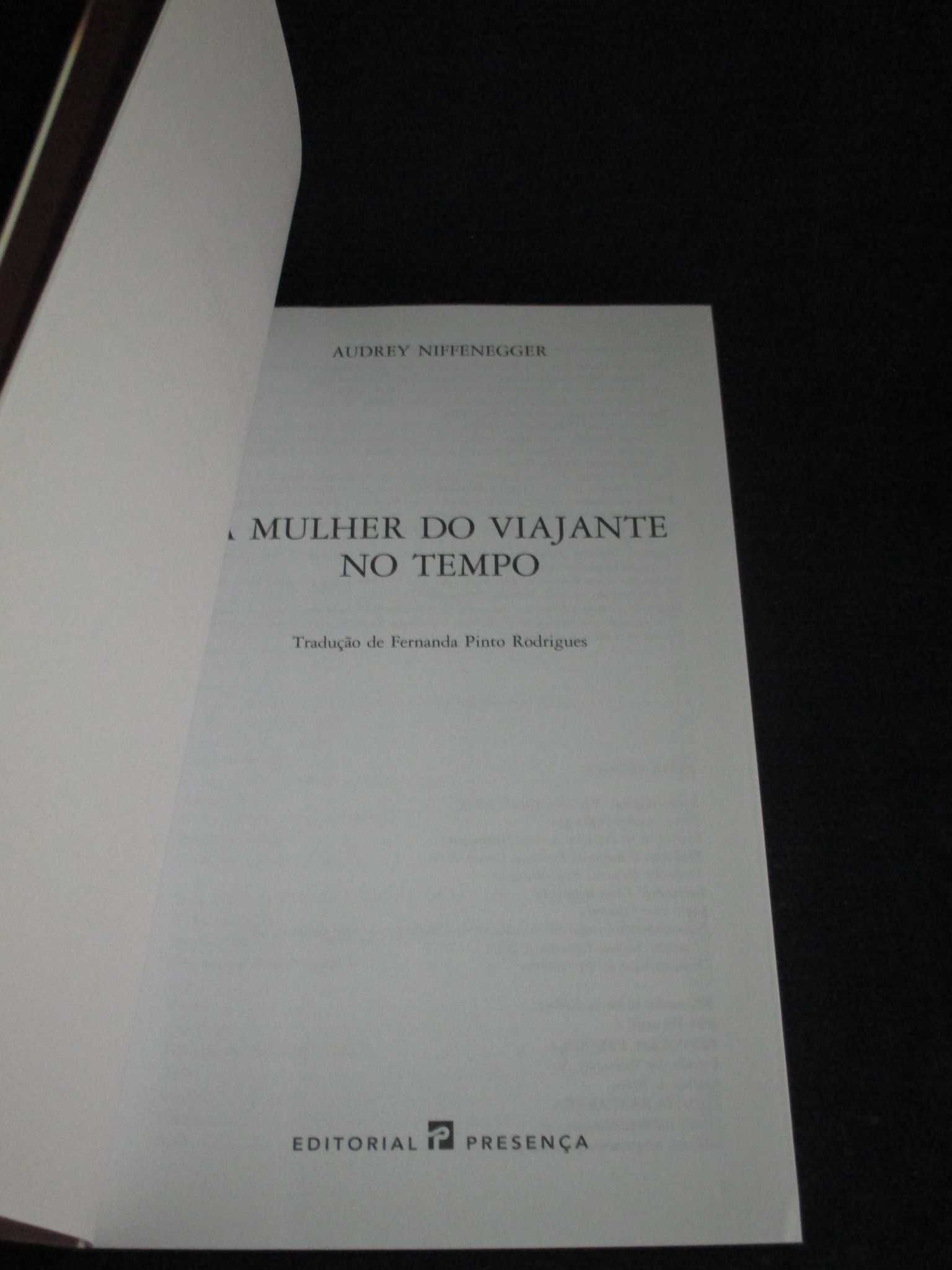 Livro A Mulher do Viajante no Tempo Audrey Niffenegger