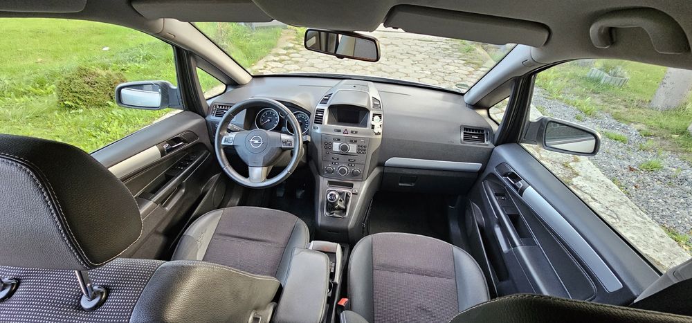 Poszanowana Zafira B 1.8lpg 140km Cosmo! Bez rdzy! Okazja !!