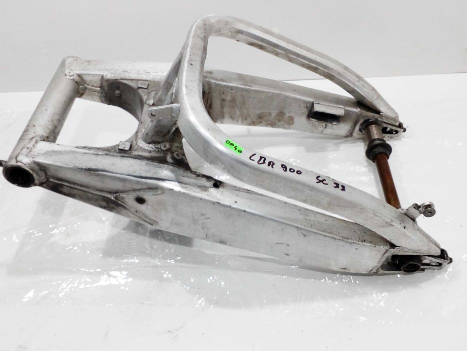 Honda cbr 900 sc 33 wahacz 98-99