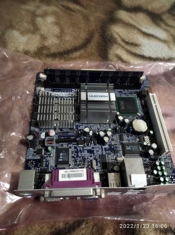 Материнская плата с процессором  Foxconn 45CS 945GC mini-ITX