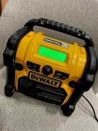 Продам Зарядное устройство-радиоприемник DeWALT DCR020