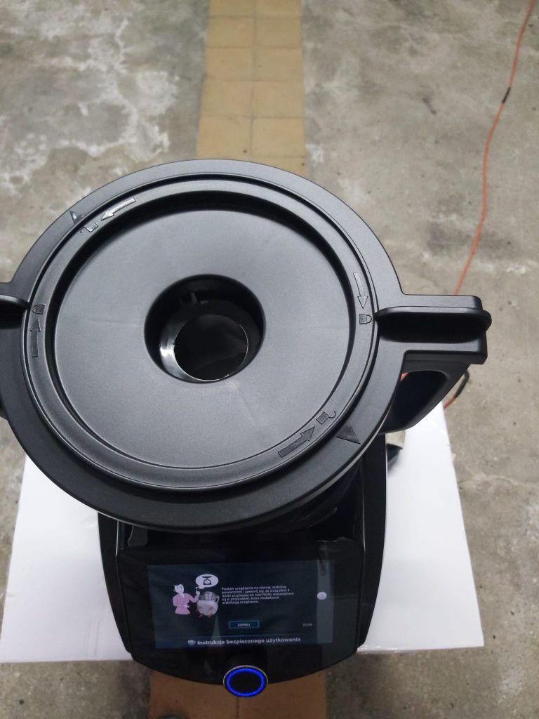 Inteligentny robot kuchenny Chefe Welmax