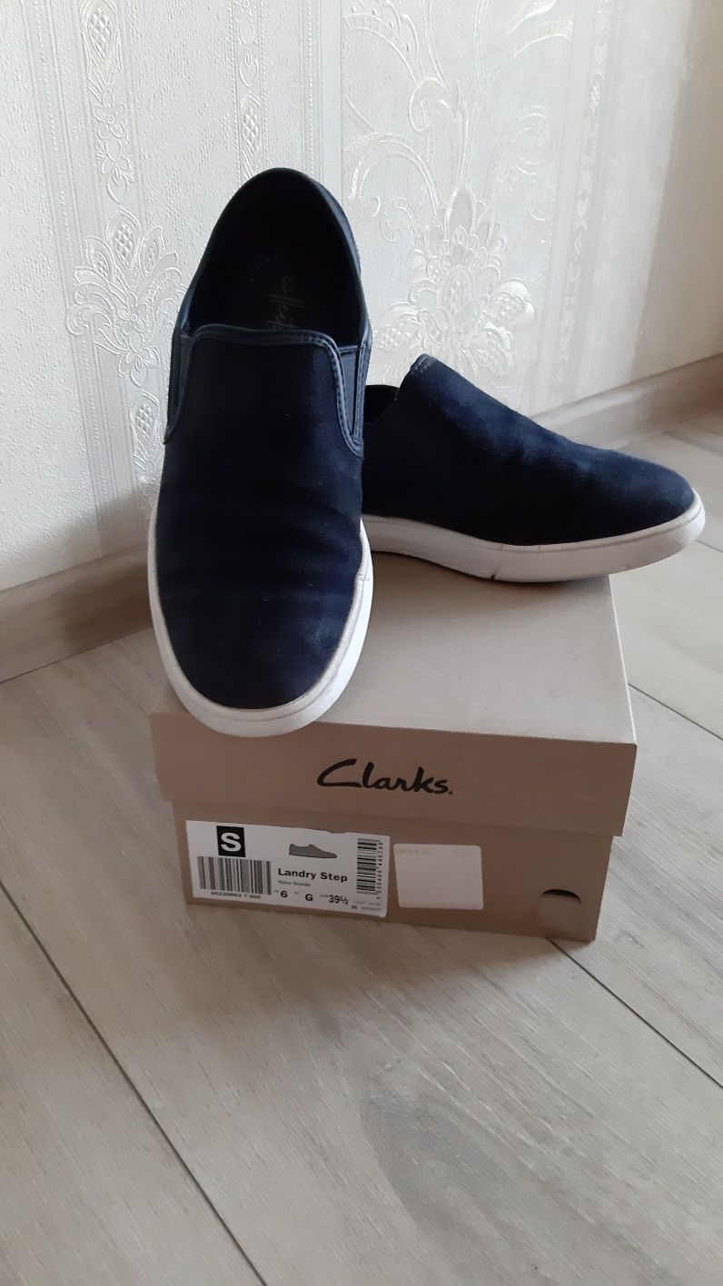 Мокасины мужские Clarks. Детские. Размер 39.5. Школа