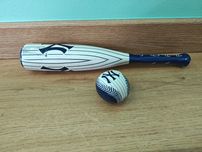 Oficjalny miękki kij baseballowy MLB New York Yankees Rawlings + piłka