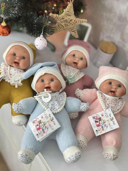 Іспанський мʼяконабивний ванільний пупс Nines d’onil
