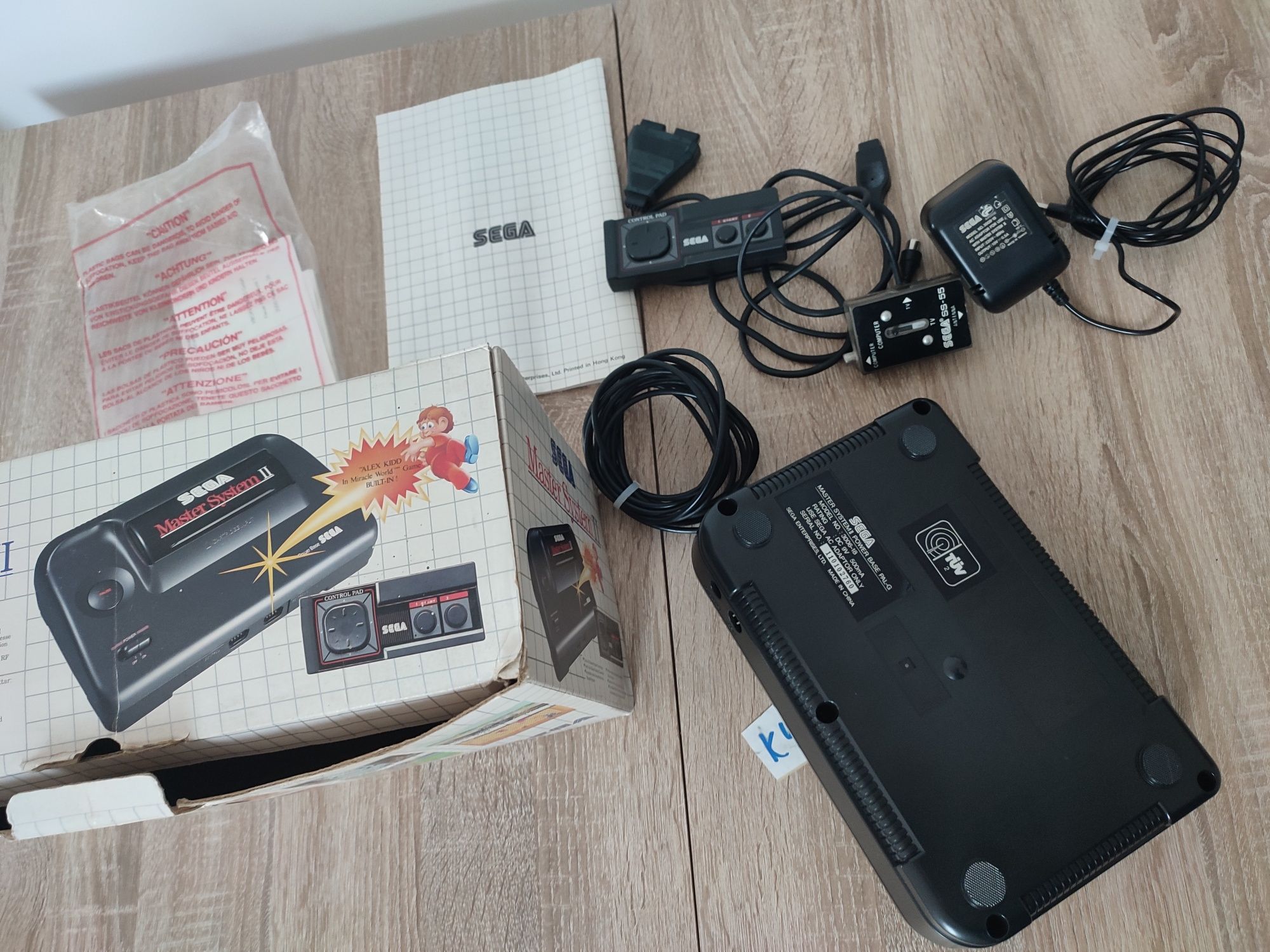 Sega Master System II konsola w boxie