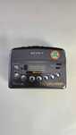 • Walkman Casio WM-FX473 - Clássico Vintage c/ Rádio e Mem. Estações!