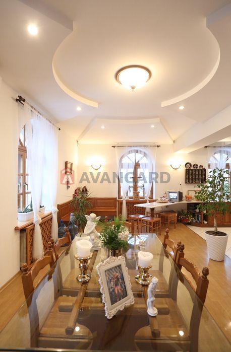 Продам 5-і камнатну сучасну квартиру в центрі Дніпра