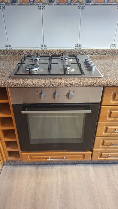 Armario de cozinha com pedra