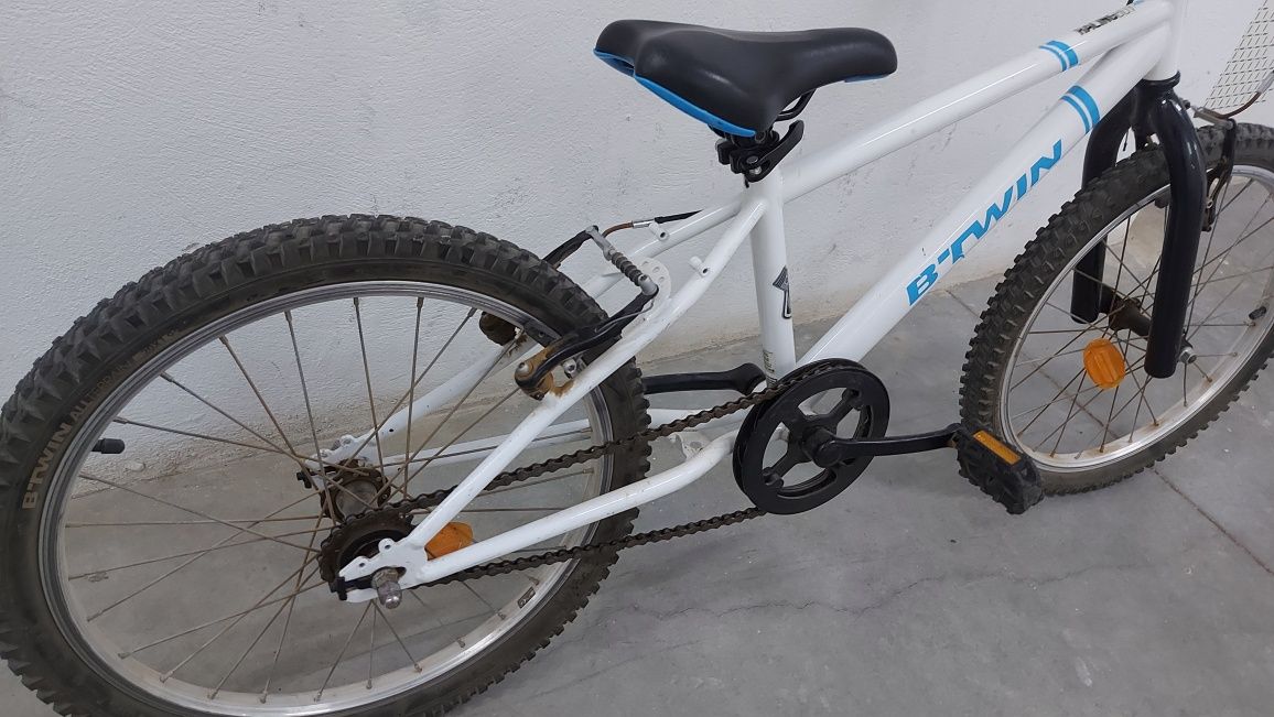 Bicicleta criança, Btwin (Decathlon), Racingboy 300 (6/9 anos]
