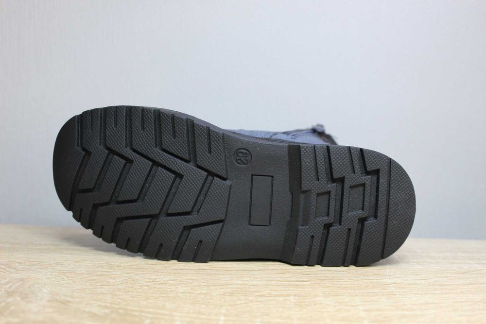 Дитячі демісезонні черевики (розміри 28 (18 см); 29 (18.5 см))