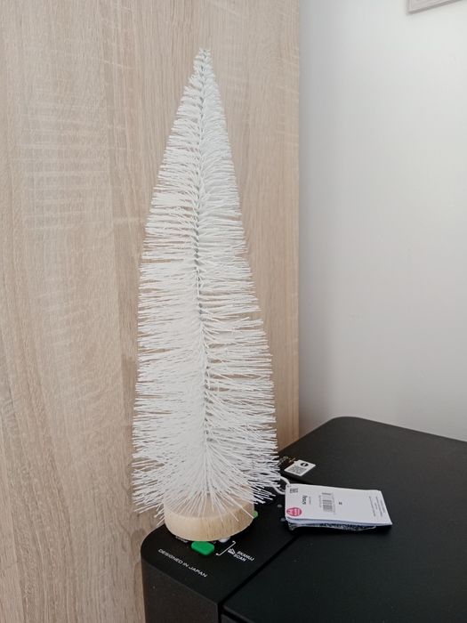 Biała choinka z brokatem ozdoba świąteczna Sinsay