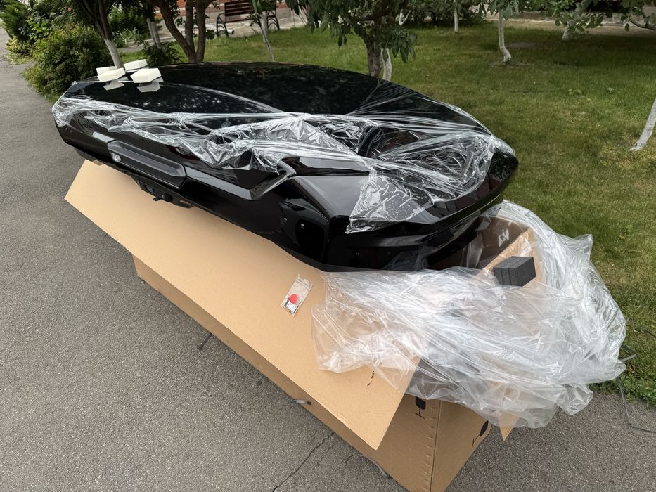 новенький Бокс на дах THULE MOTION 3 L