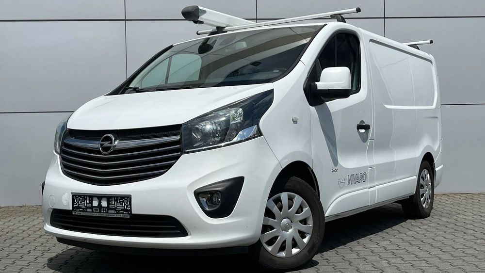 Opel Vivaro  Zabudowa / Webasto / Parktronic / Navi / Kamera / Grzane fotele / Temp