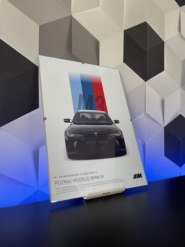 Plakat BMW M3 oprawiony w antyramę