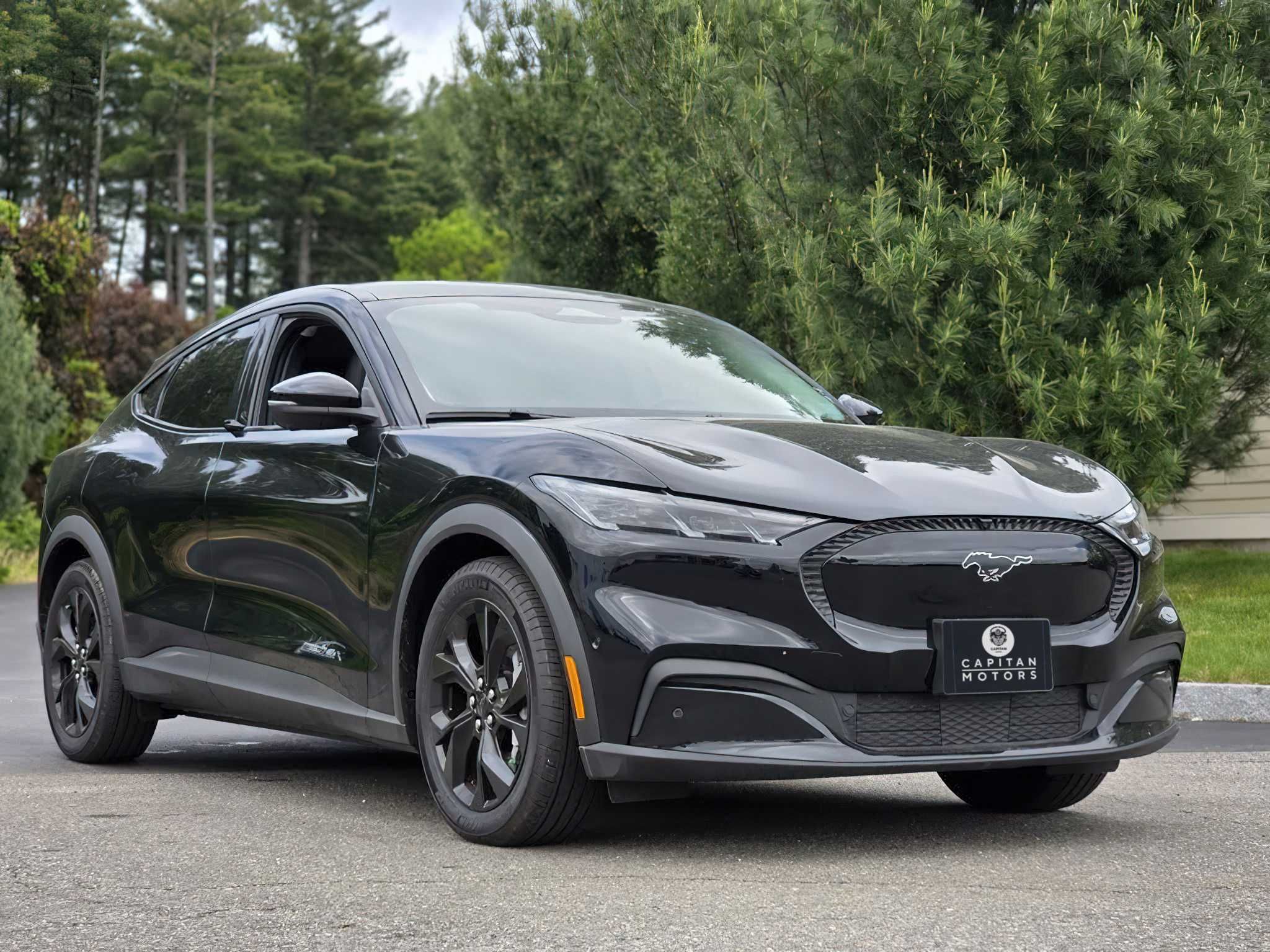 Ford Mustang Mach-E Select 2024