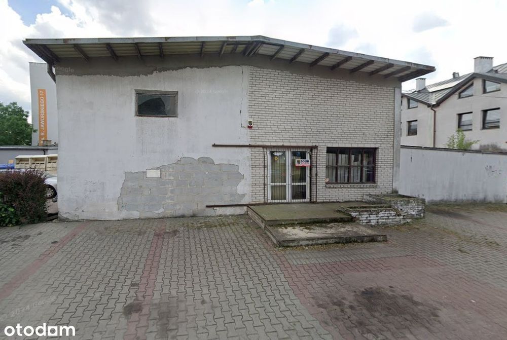 Przestronny lokal na sprzedaż w centrum Płońska