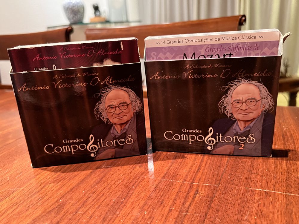 CDs - coleção de 27 CDs de grandes compositores( musica classica)