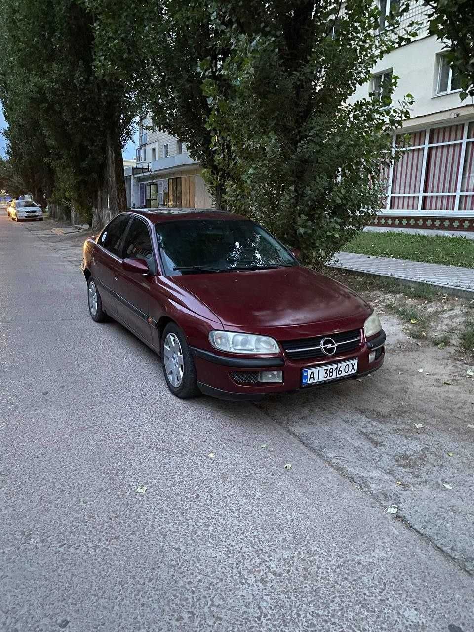 Open Omega B 1997 II покоління/В - 2.5 МТ