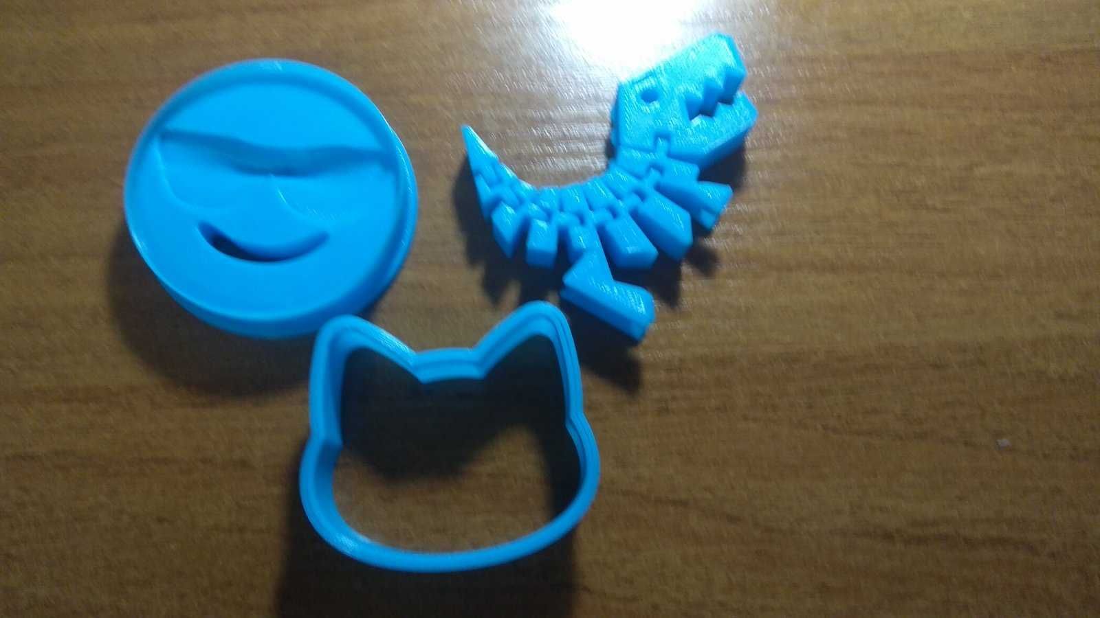 Друк на 3D-принтері, формочки для печива, іграшки, брелки