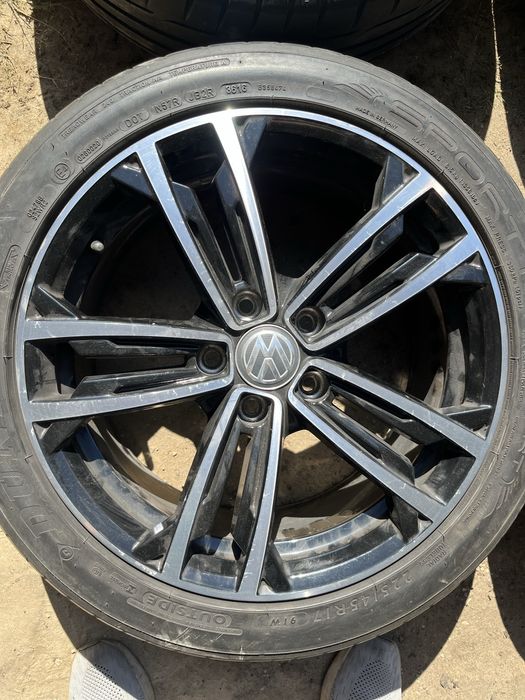 Диски ОРИГ VW Golf R17 5x112 ET49