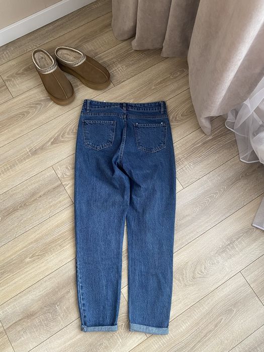 Джинси жіночі розмір М