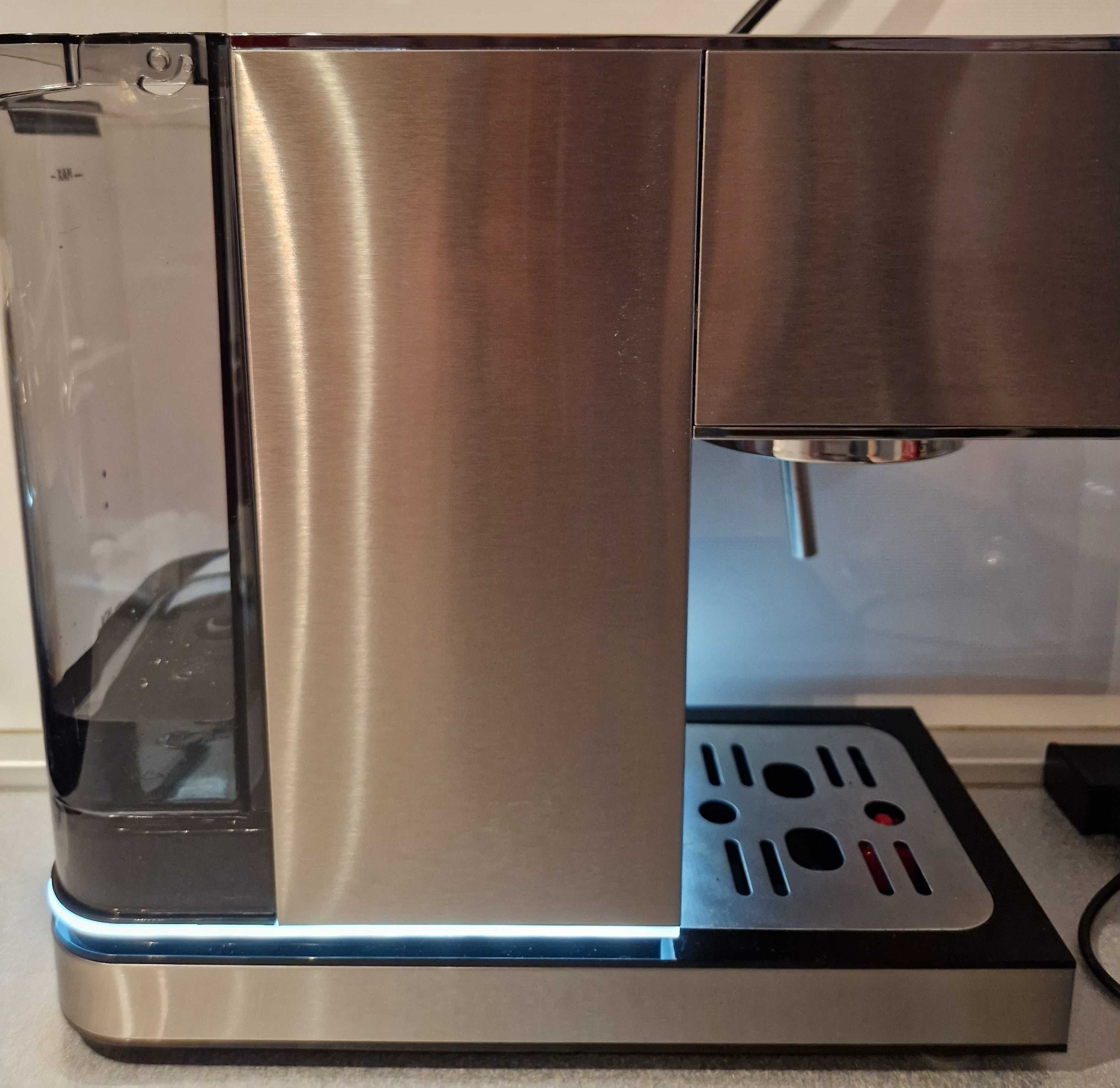 Kolbowy ekspres ciśnieniowy Klarstein Pausa 1350 W