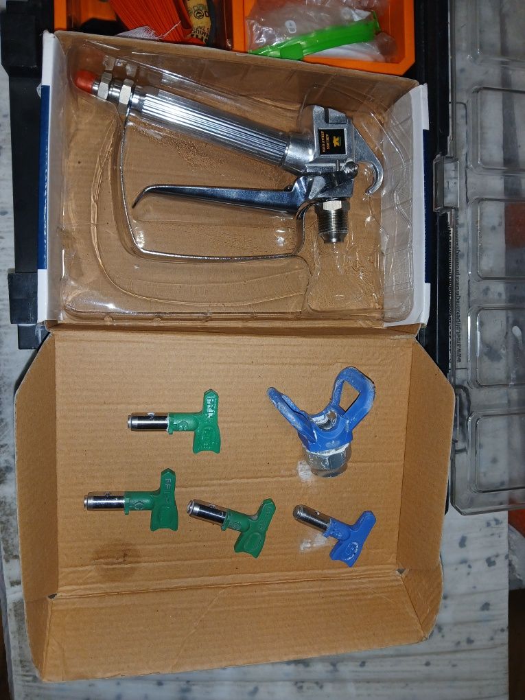 Agregat malarski AIRLESSCO SP380 (GRACO GX21) plus akcesoria