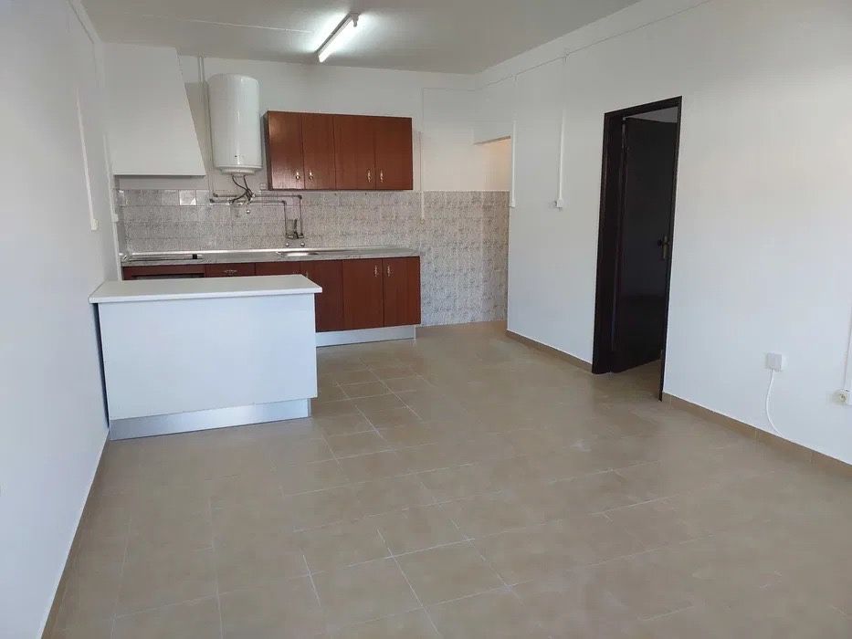 Aluga-se T1 na Marinha Grande 60m2