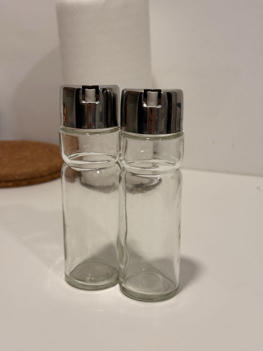 Conjunto de frascos para azeite ou vinagre