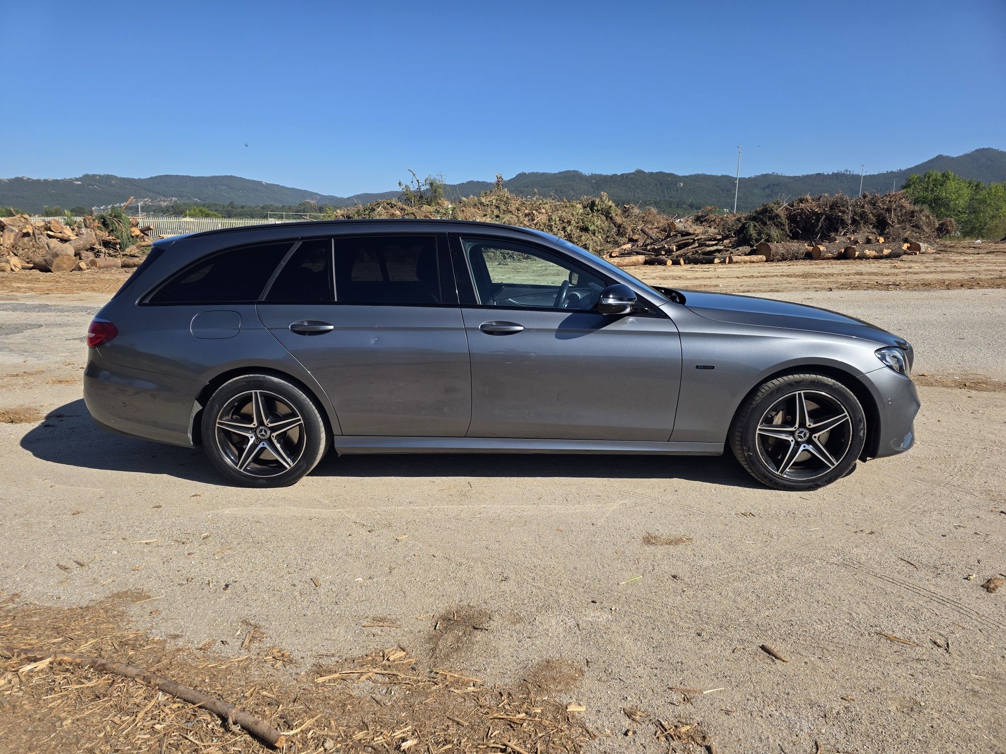 Mercedes E300 Plug In | COM IVA