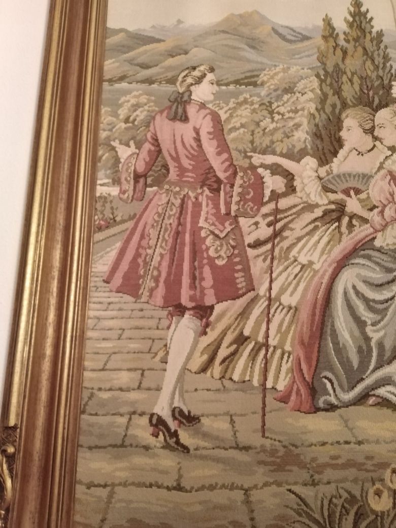 Quadro em Tapeçaria Gobelin com Cena da Corte e Moldura de Talha Doura