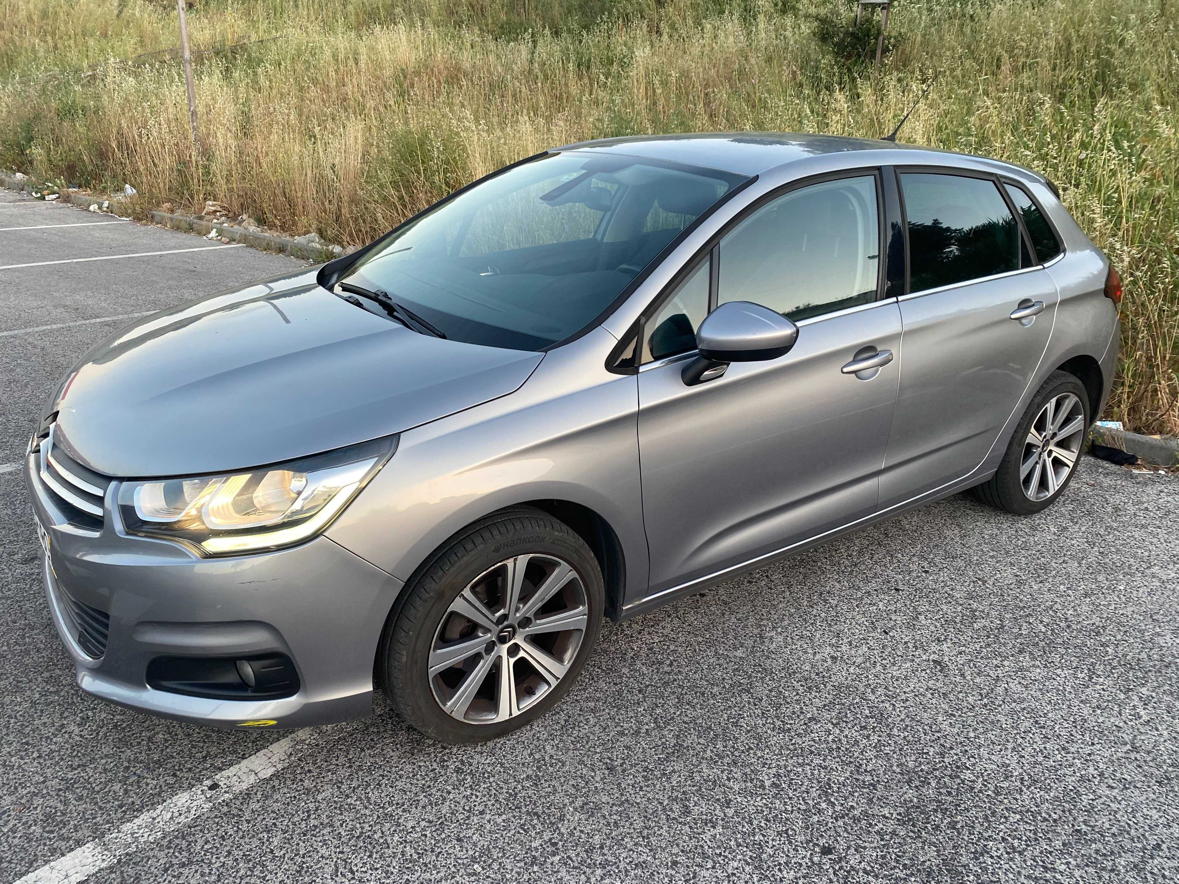 C4 1.6 BHdi 120Cv Versão Shine 17