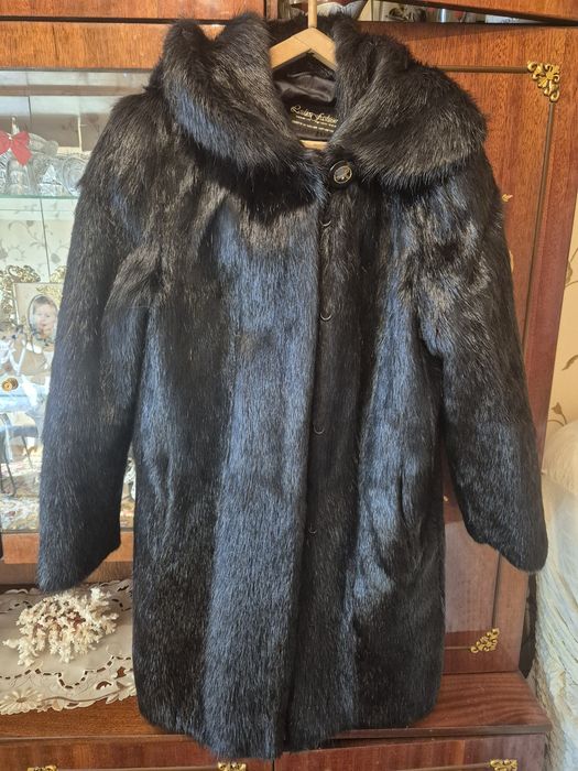 Продам шубу нутрия как норка, сост идеальное