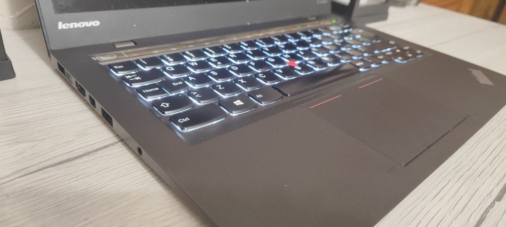 Lenovo ThinkPad carbon x1 i7-4го/ОЗУ 8Gb Під Відновлення.