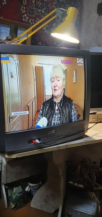 Продам телевизор JVC в хорошем рабочем состоянии.