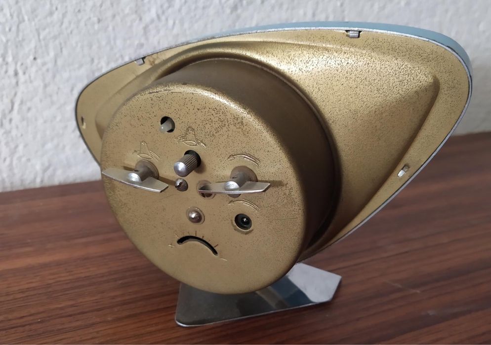 Relogio Despertador mecânico vintage Polaris.